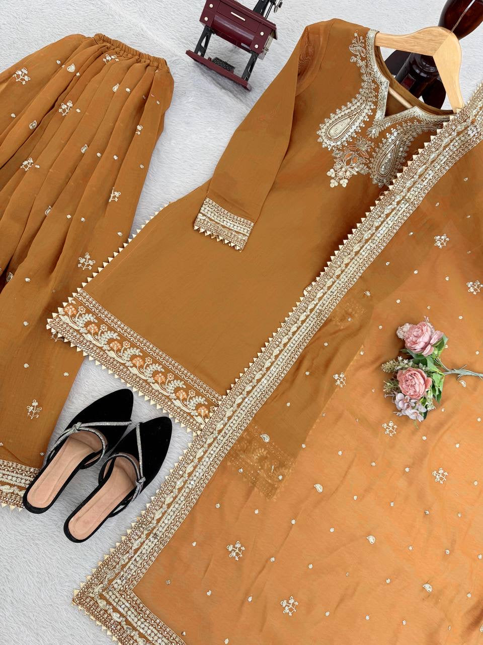 Mul Chanderi Top, Plazzo & Dupatta Set