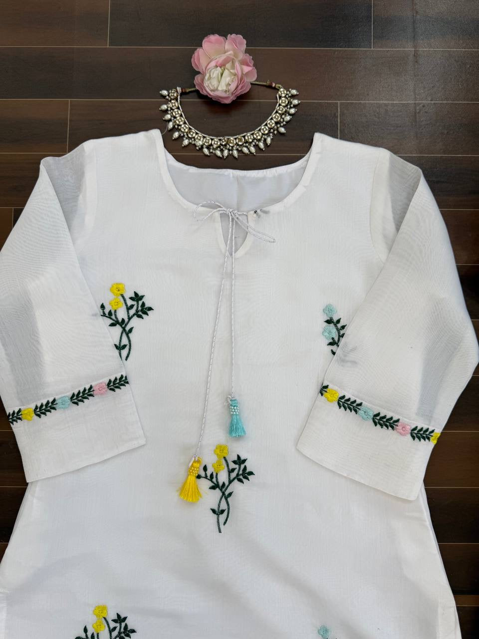 Soft Mull Chanderi Thread work Farshi Set