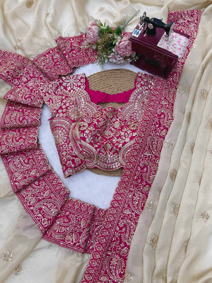 Beautiful Wedding Function Special Organza Silk Bride Look Saree