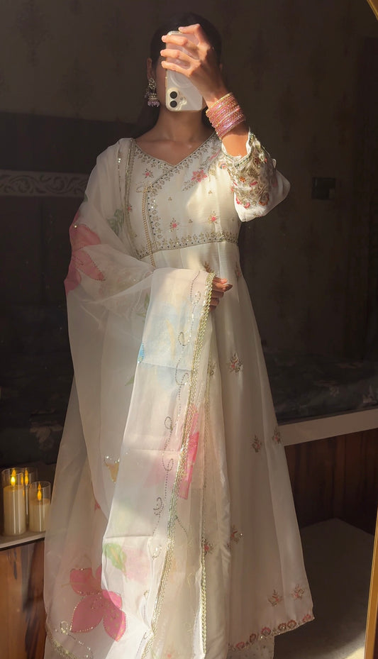 Viral Pakistani Anarkali Set