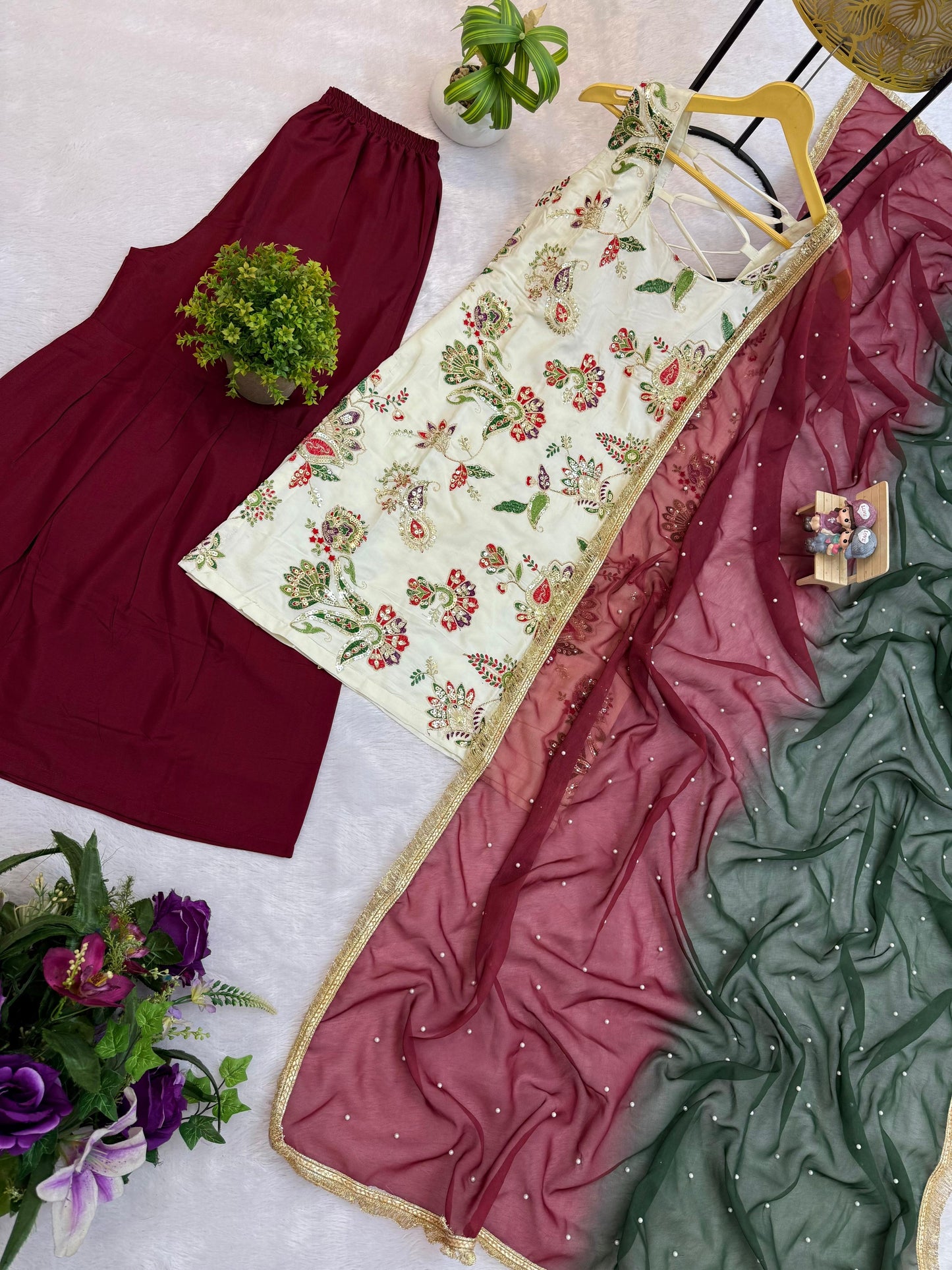 3 PIECES KURTI, SHARARA & DUPATTA