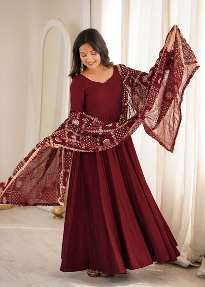Heavy Roman Silk Chanderi Gown Set With Embroidered Dupatta & Bottom
