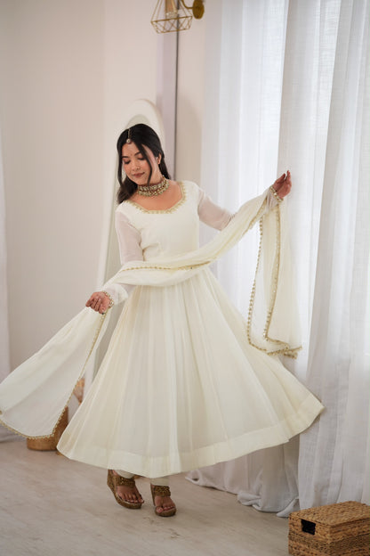 Premium Mal Chanderi 16 Kali Anarkali Gown With Mirror Work Dupatta & Pant