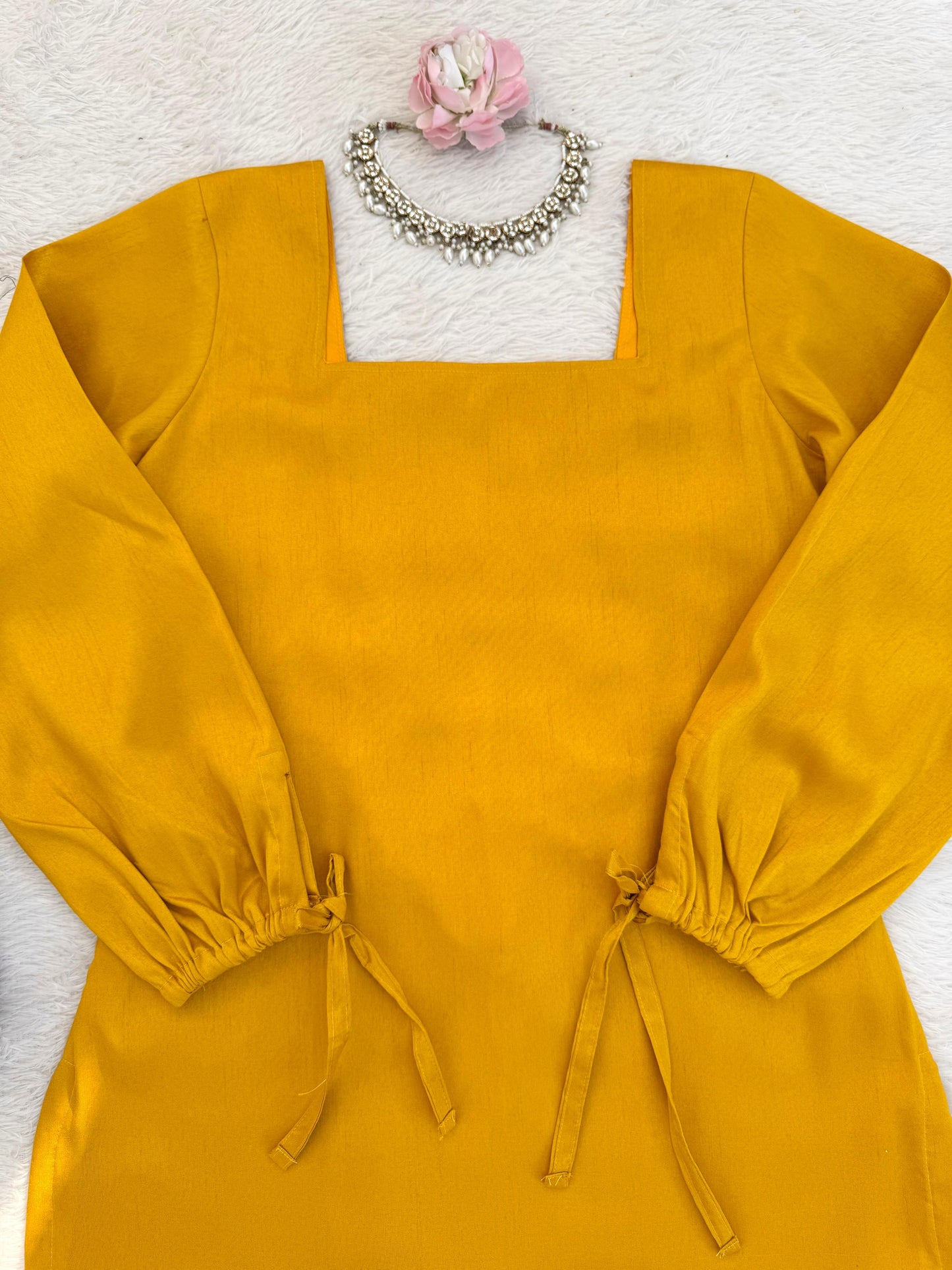 Viral Sunflower Farshi Set