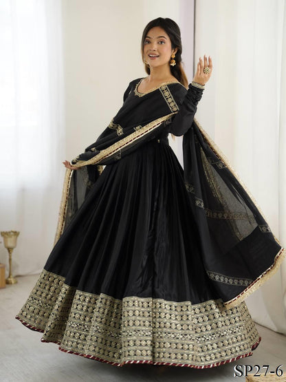 Chinnon Silk Flared Gown Set