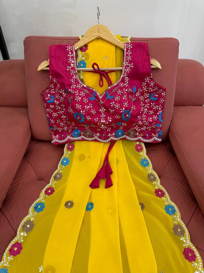 Wedding Wear Beautiful Stunning Faux Georgette Sequnce Work Saree