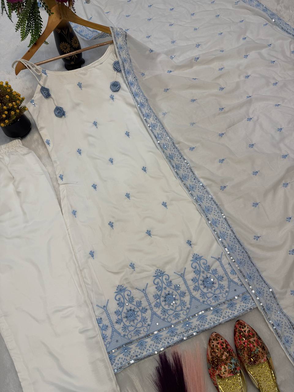 Rakhi Special Maska Cotton Silk Kurta, Pant & Dupatta