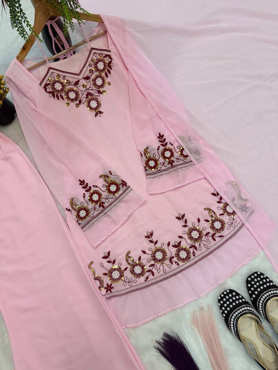 Viral sonpapdi Top, Palazzo & Dupatta Set