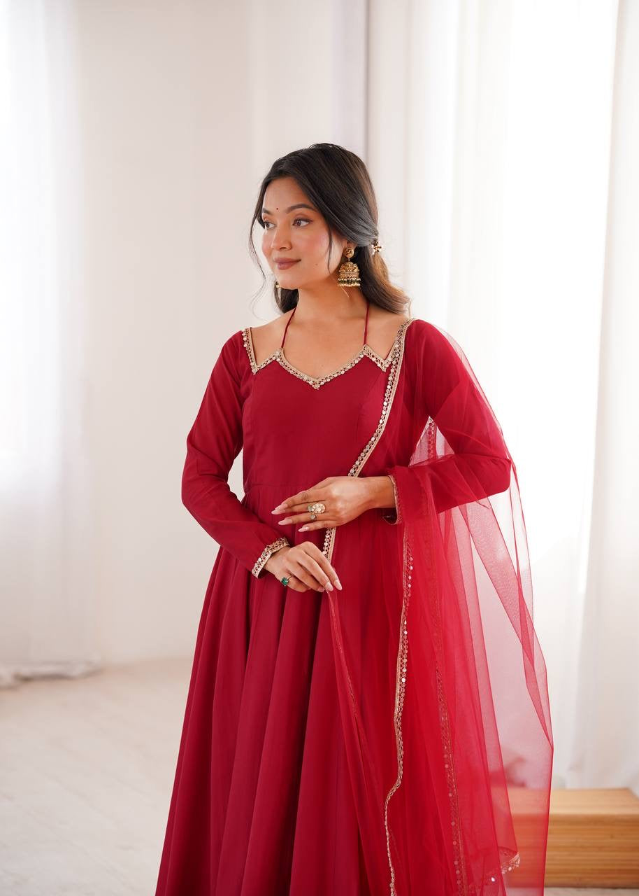 Roman Silk Chanderi Anarkali, Pant & Dupatta Set