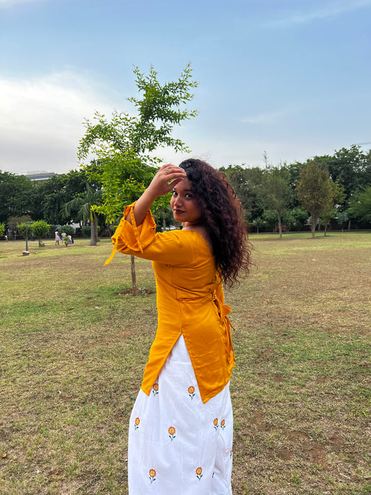 Viral Sunflower Farshi Set
