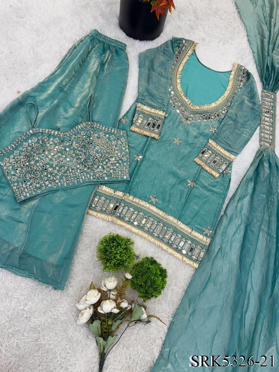 Viral Real Mirror Bustier Set