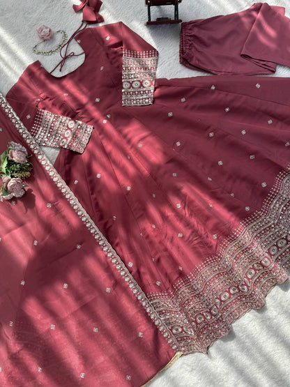 Mul Chanderi Silk Gown, Pant & Dupatta Set