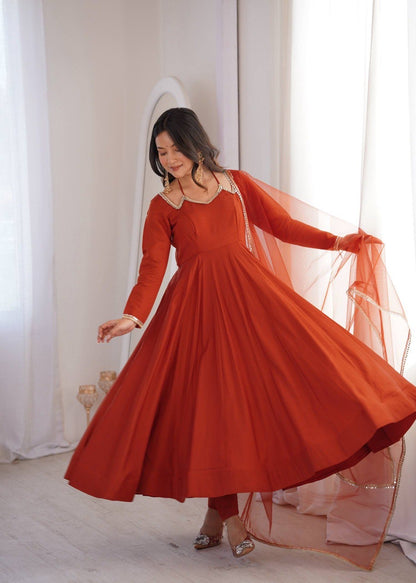 Roman Silk Chanderi Anarkali, Pant & Dupatta Set