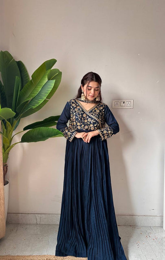 Blooming Vichitra Gown Set