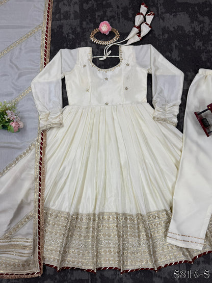 Chinnon Silk Flared Gown Set
