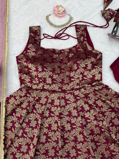 Chanderi Jacquard Butti Anarkali Set